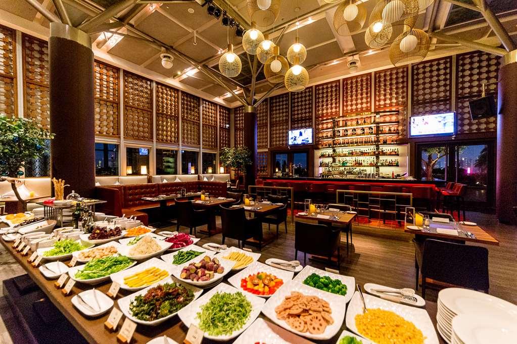 Windsor Hotel Taichung Restaurang bild The interior of the restaurant