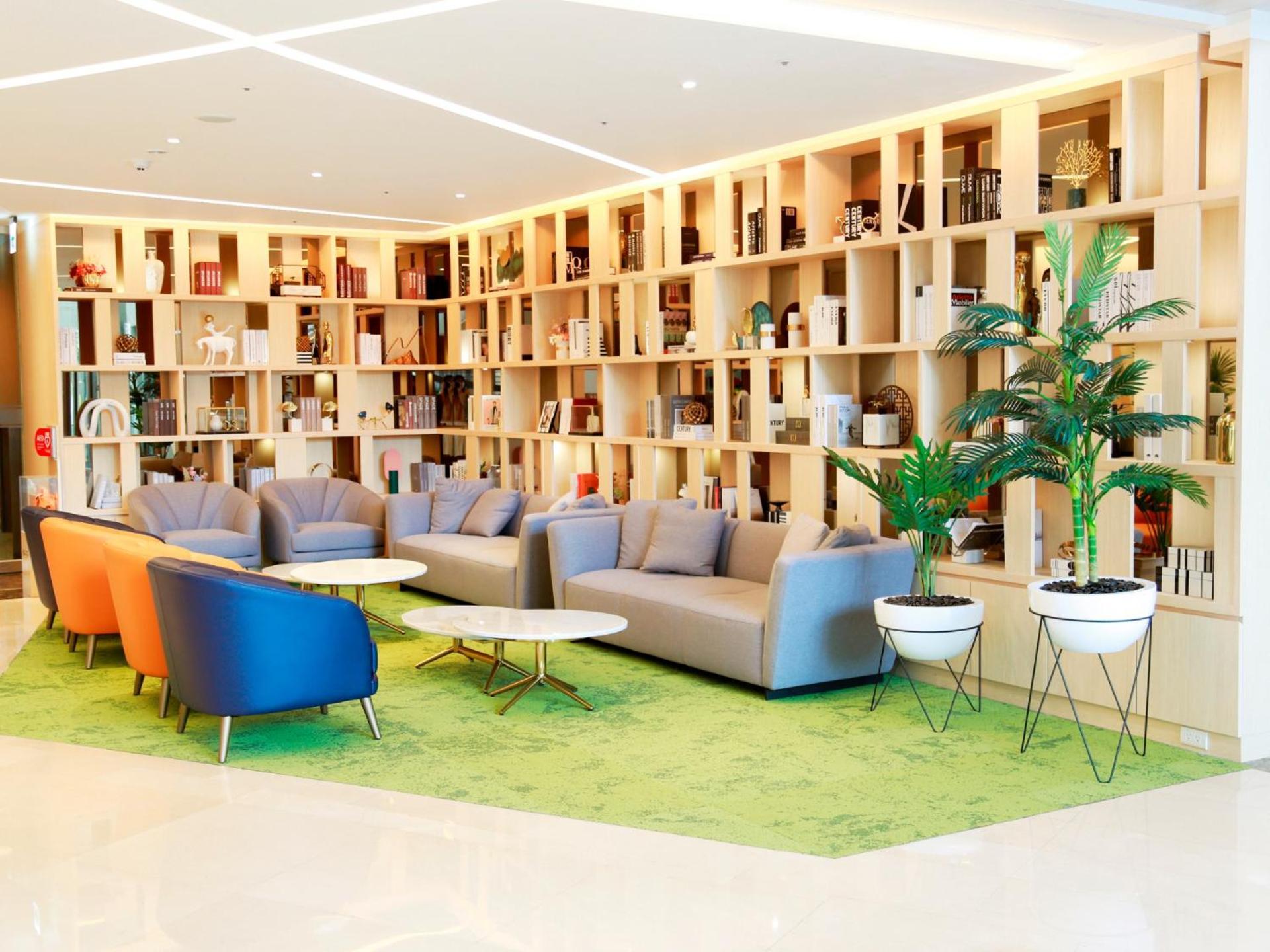 Windsor Hotel Taichung Exteriör bild Library