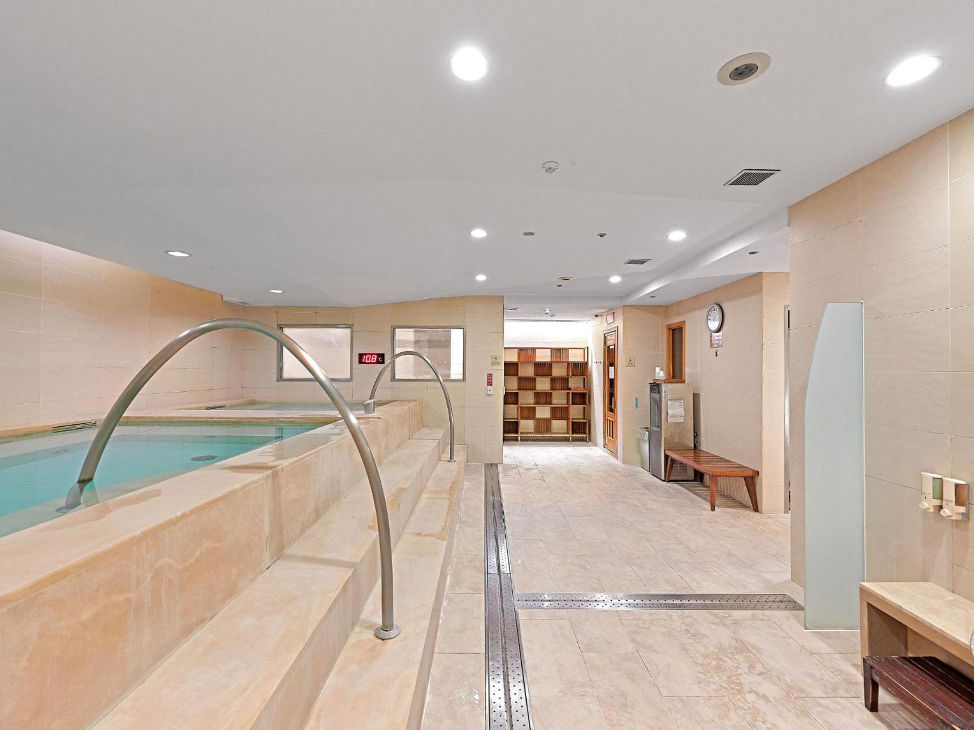 Windsor Hotel Taichung Exteriör bild The spa at the Mandarin Oriental, Tokyo